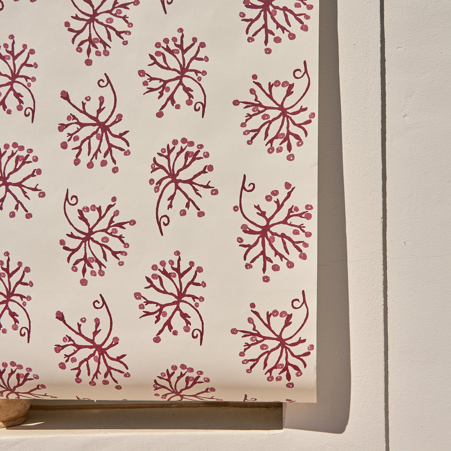 Juniper Raspberry/Red Wallpaper Roll