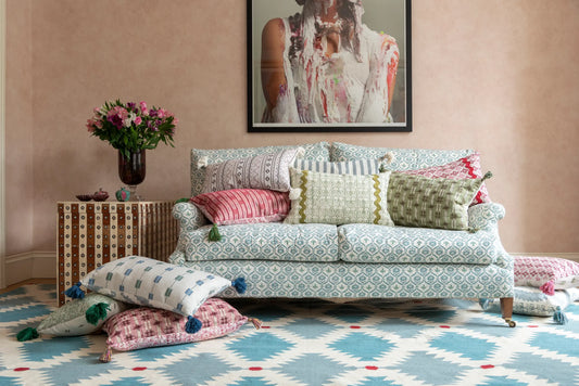 5 Tips for Mix-and-Match Throw Pillows
