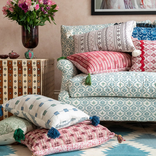 3 Reasons to Opt for Feather Down for Your Cushions