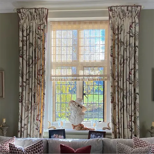 4 Reasons to Embrace Seasonal Curtains