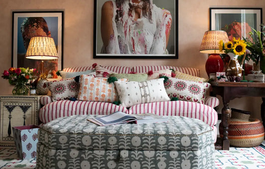 How To Choose the Perfect Luxury Cushions for Your Sofa