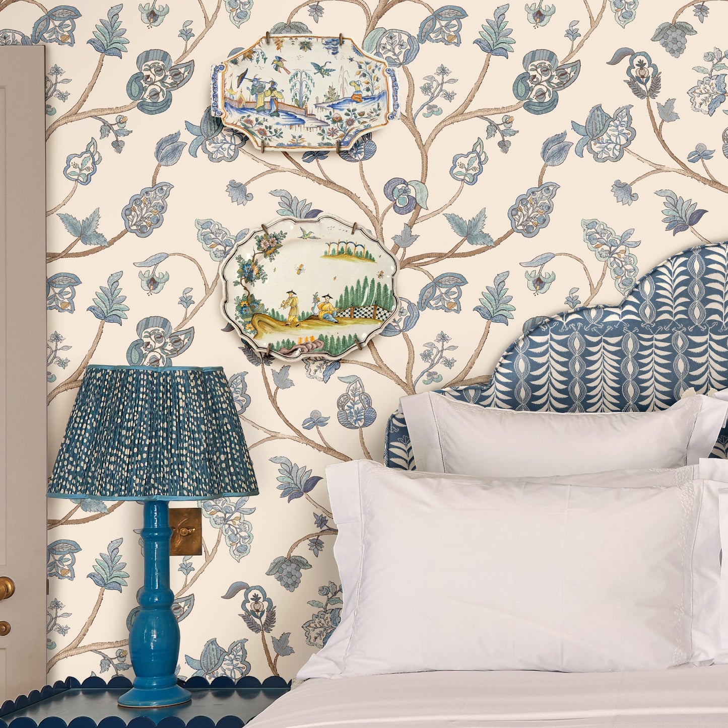 Little Begum Delft Blue Wallpaper Roll