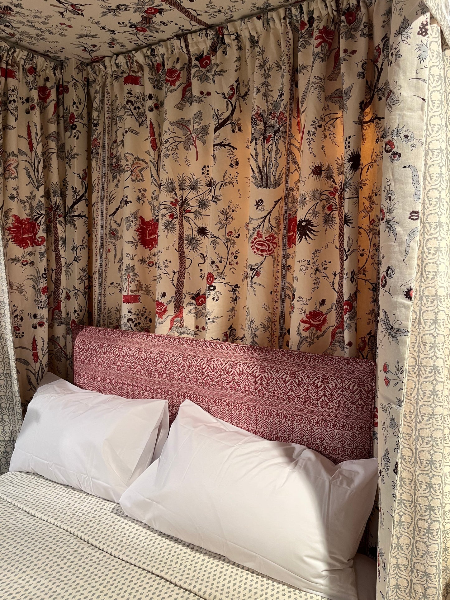 Phoebe 732 Bed Lining Fabric
