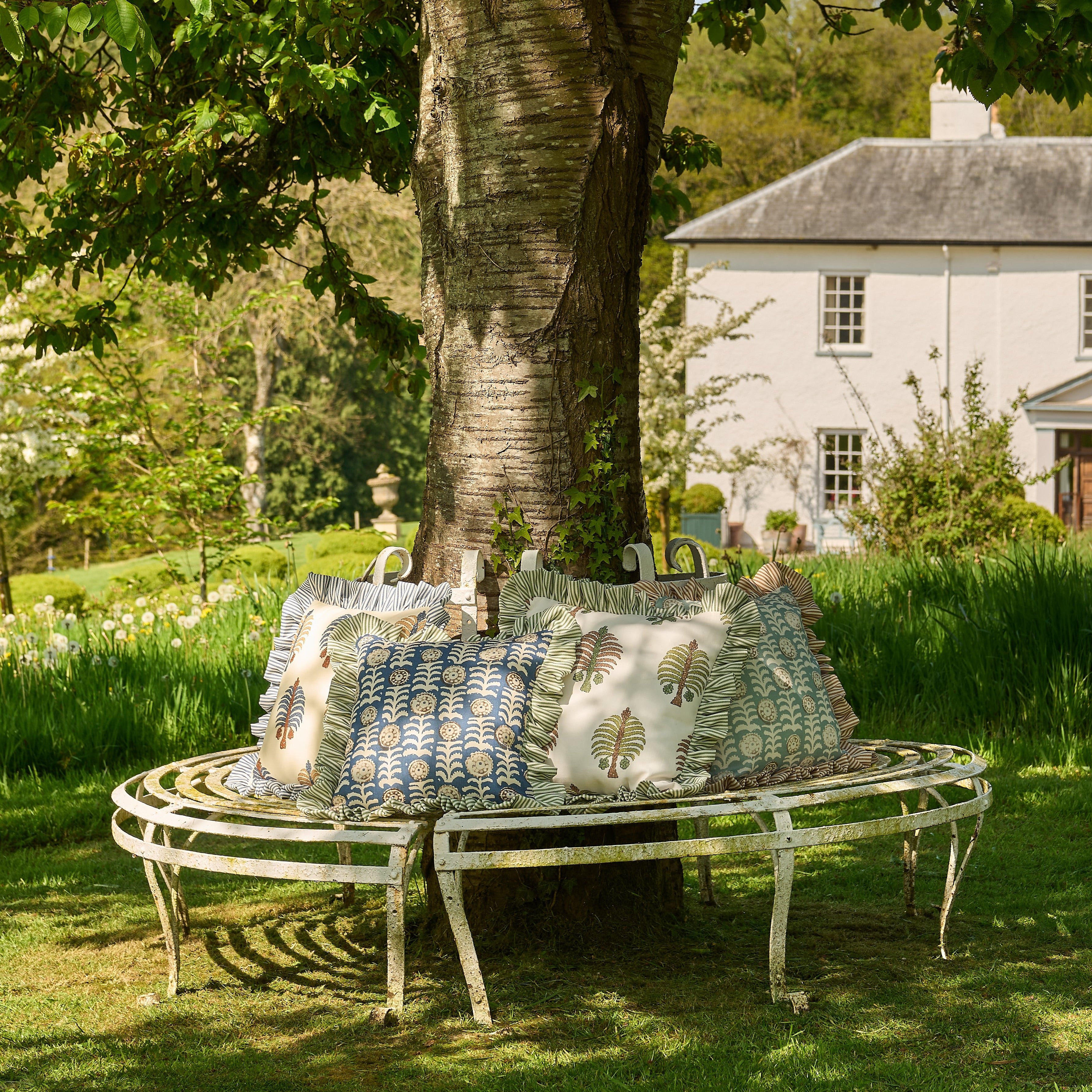 Cushions | Penny Morrison – Penny Morrison