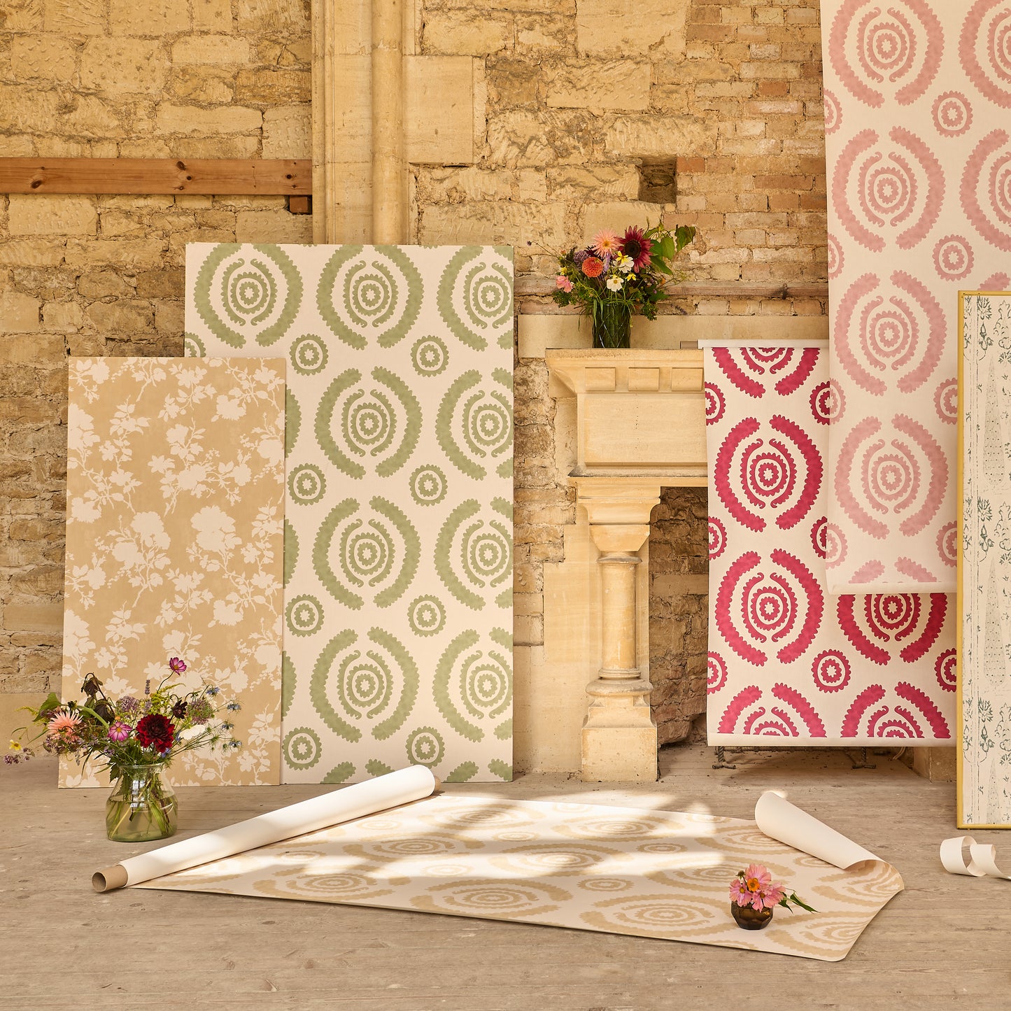 Haveli Green Wide-Width Wallpaper