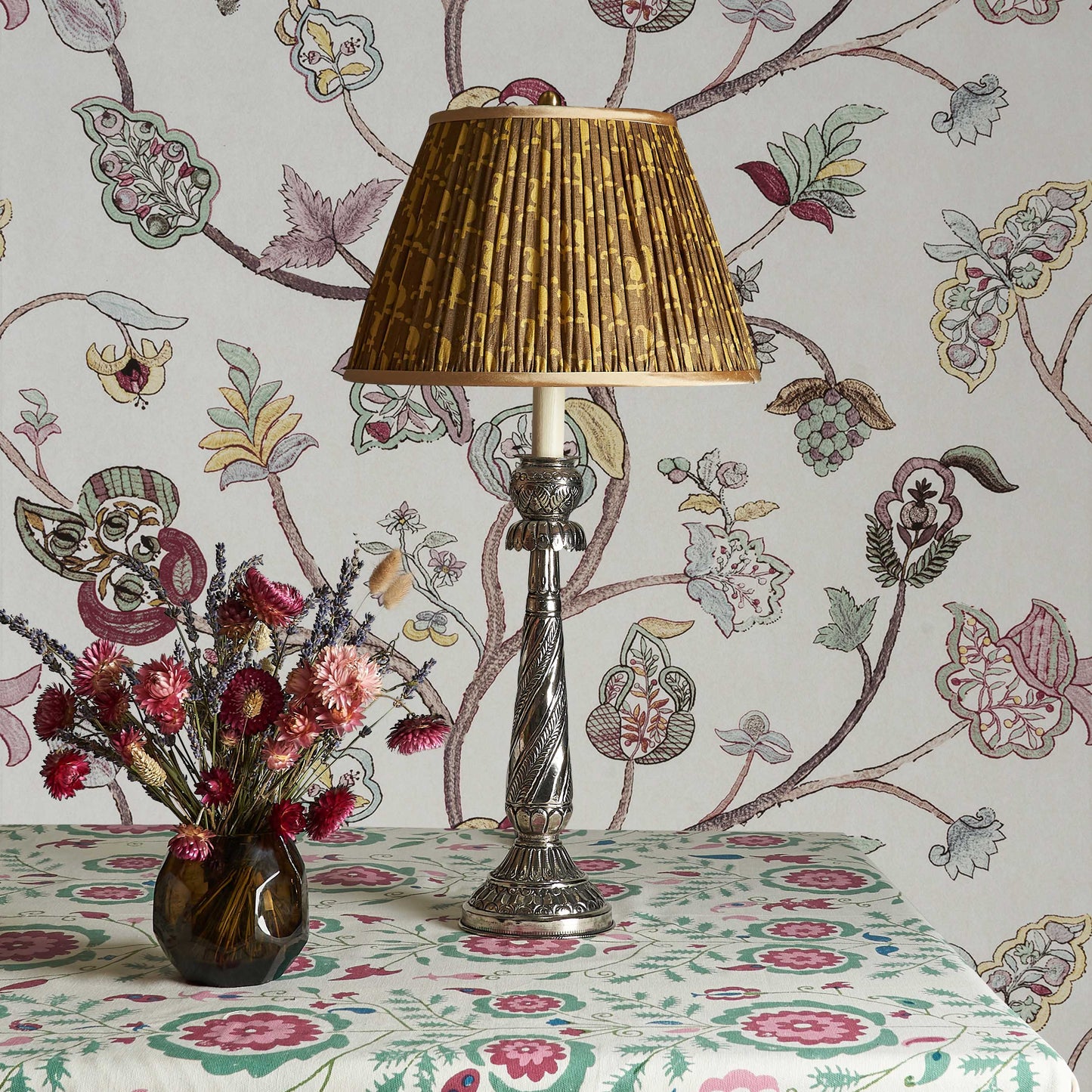 Begum Pink Wide-Width Wallpaper